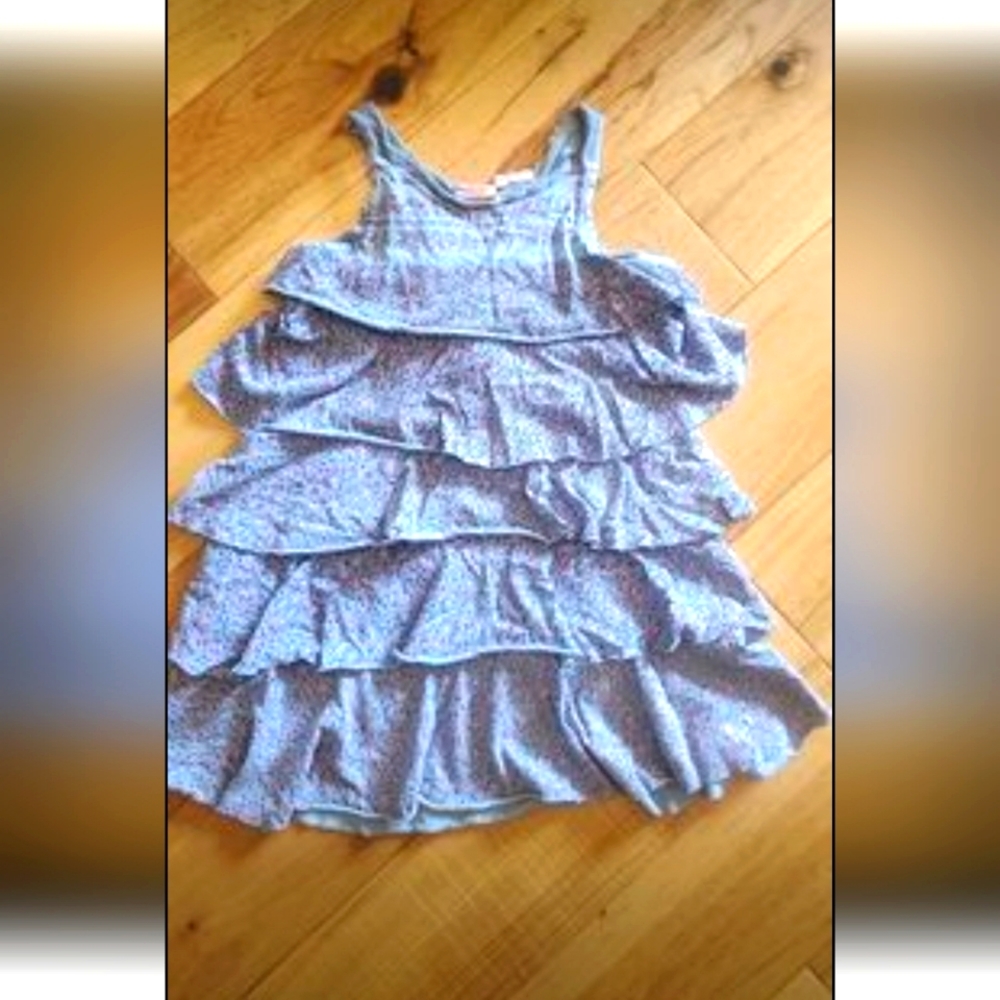 ⭐️2 for $15⭐️Girl's Roxy tiered dress with dainty floral pattern size 4
